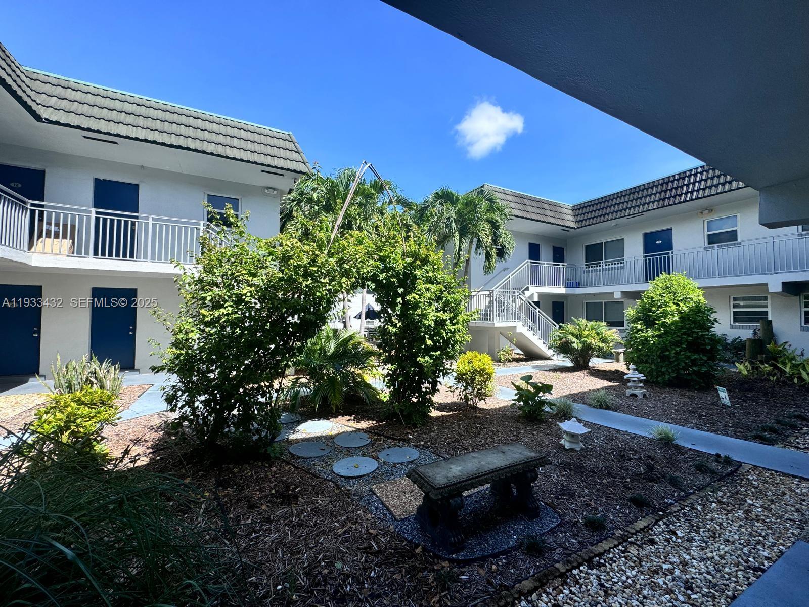 1001 SE 16th St #1 Fort Lauderdale, FL 33316