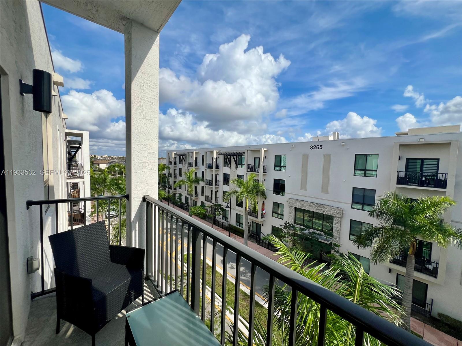 8301 NW 41st St #B-405