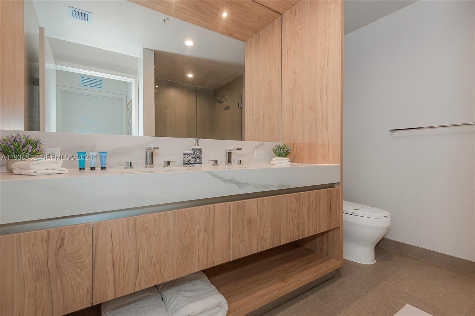 image The Crosby Miami Worldcenter27