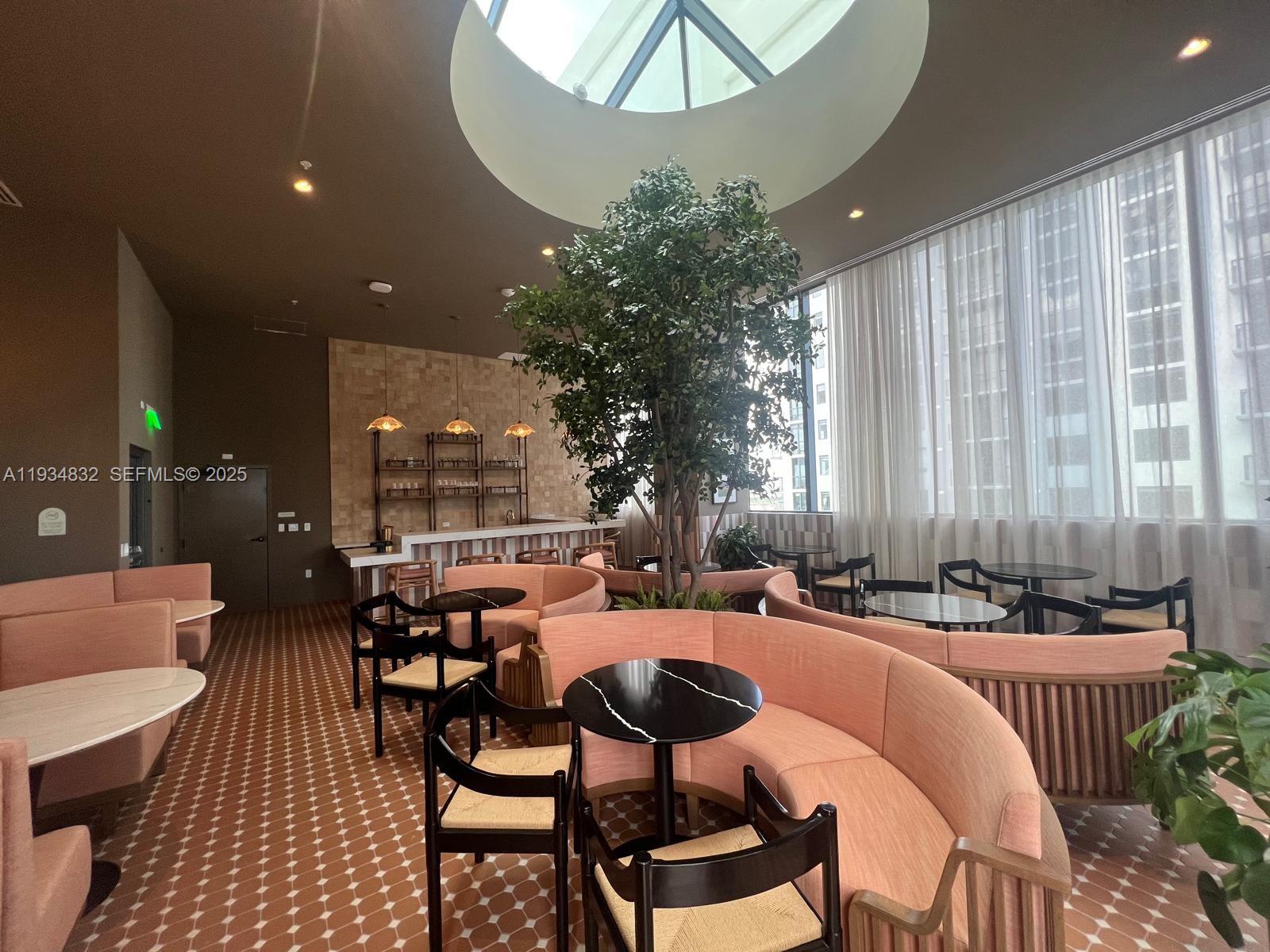 image The Crosby Miami Worldcenter2