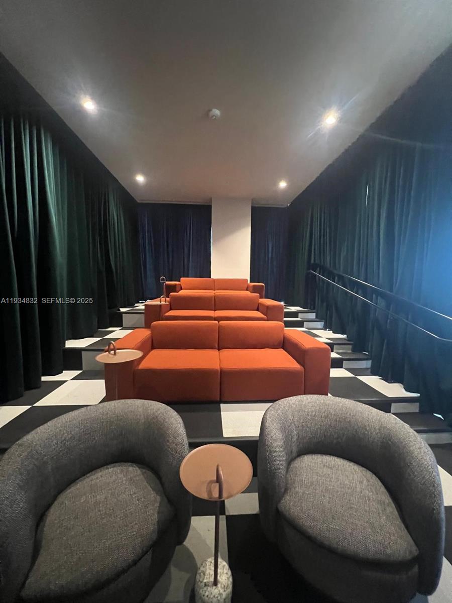 image The Crosby Miami Worldcenter5