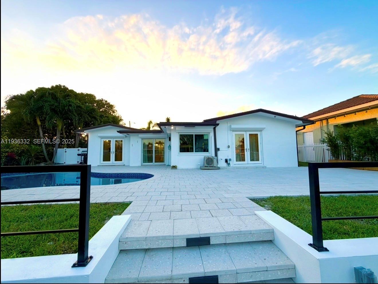 806 Argonaut Is #2 Dania Beach, FL 33004