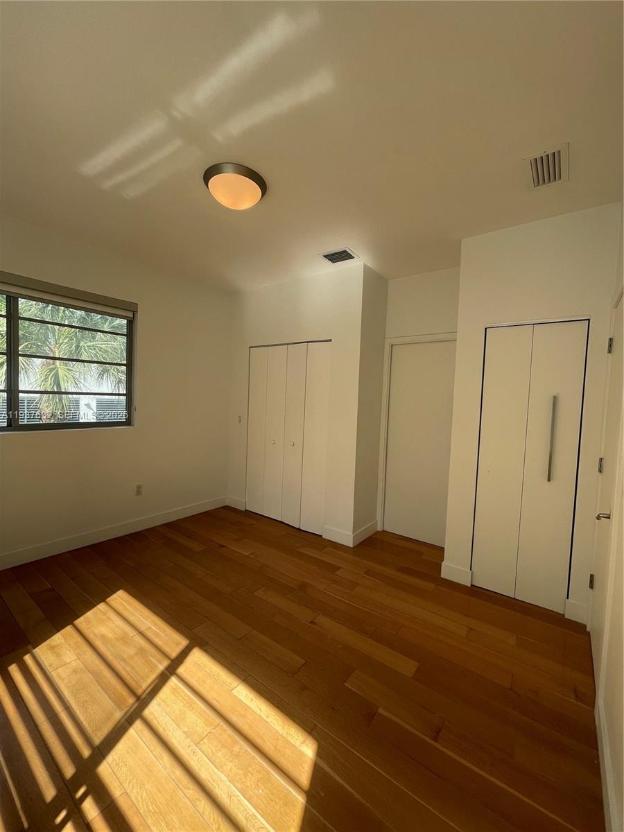 2021 Meridian Ave #12 Miami Beach, FL 33139