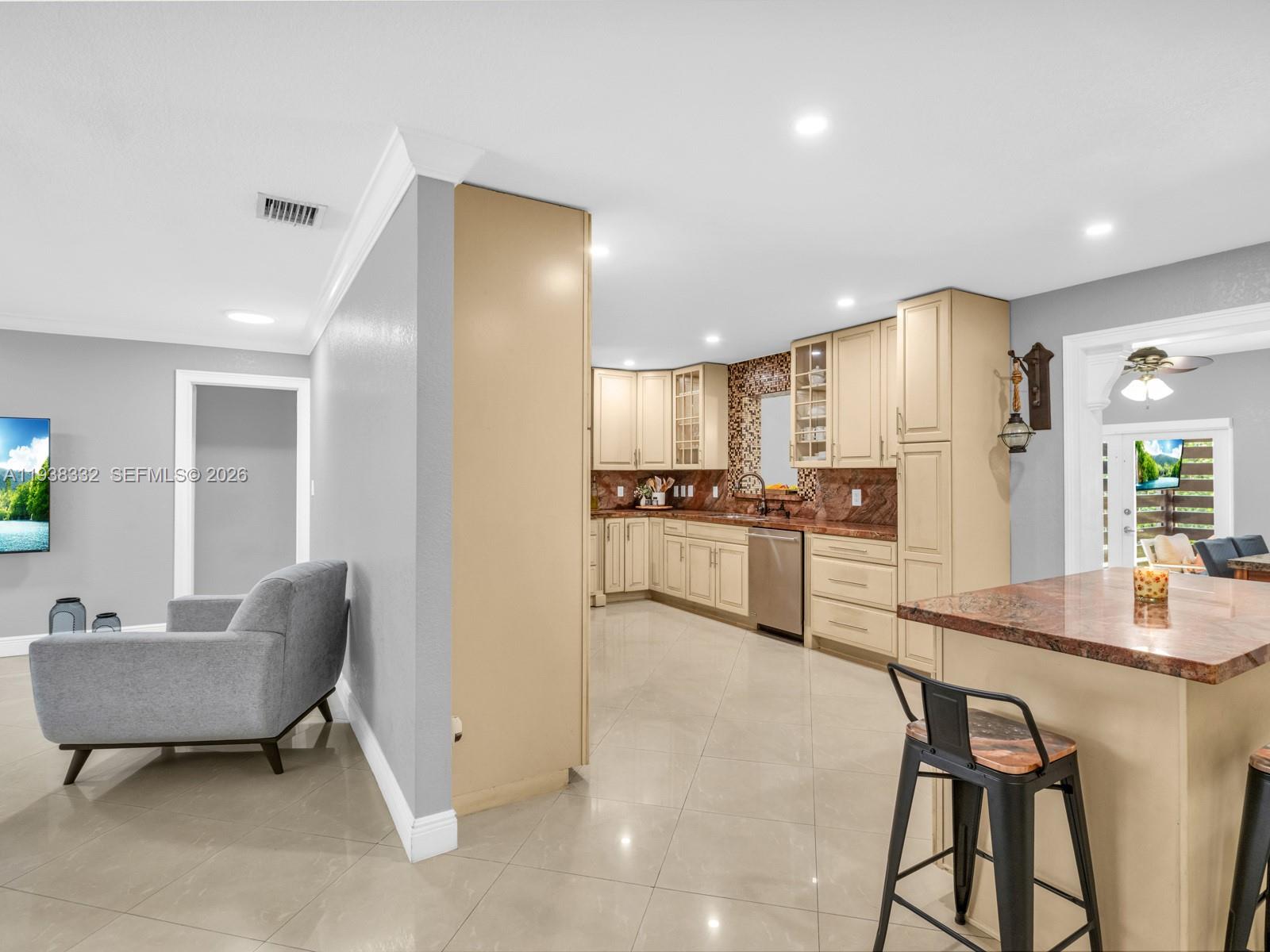 3809 SW 142nd Ave Miami, FL 33175