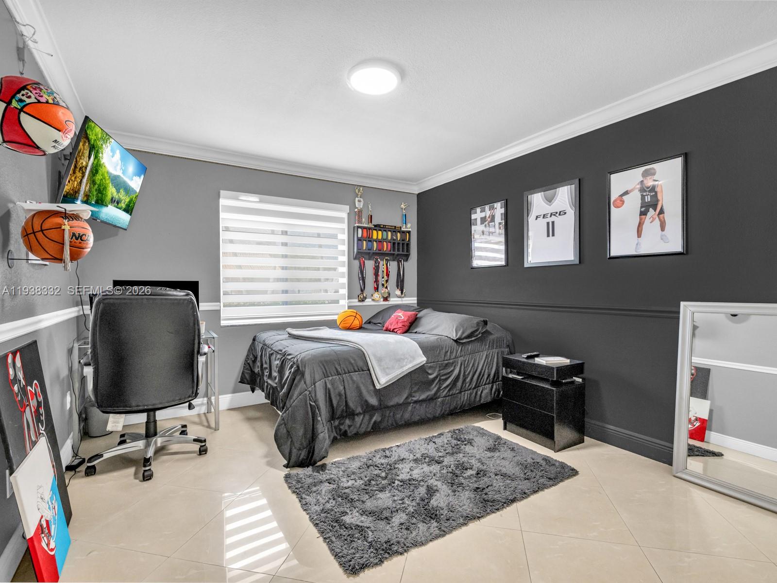 3809 SW 142nd Ave Miami, FL 33175