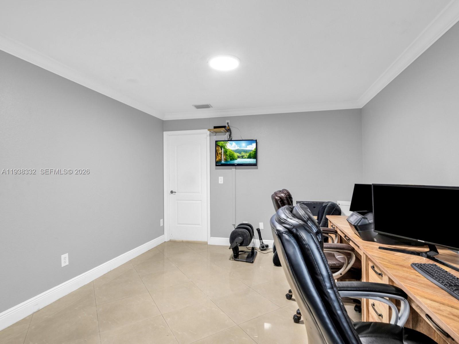 3809 SW 142nd Ave Miami, FL 33175