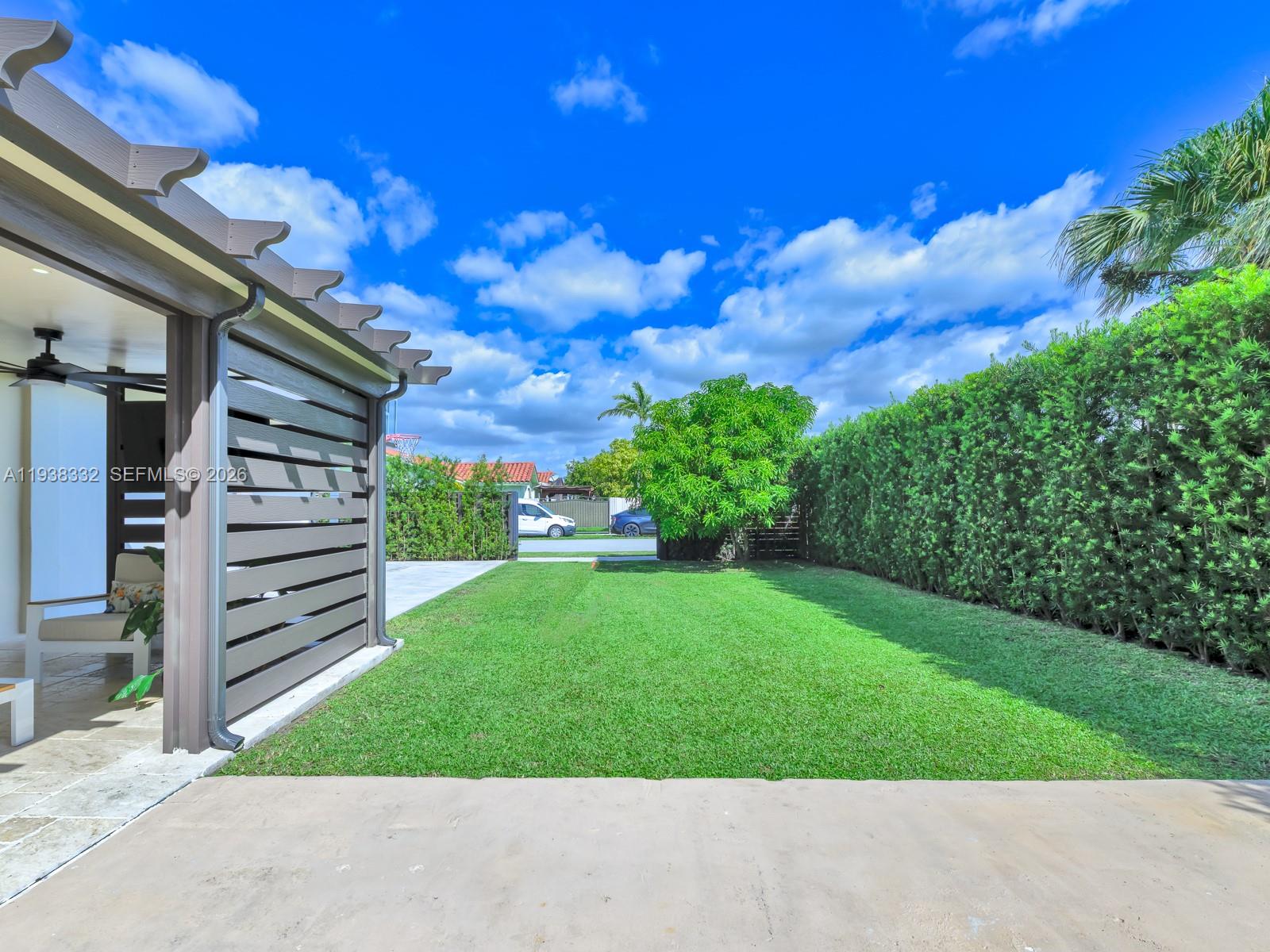 3809 SW 142nd Ave Miami, FL 33175