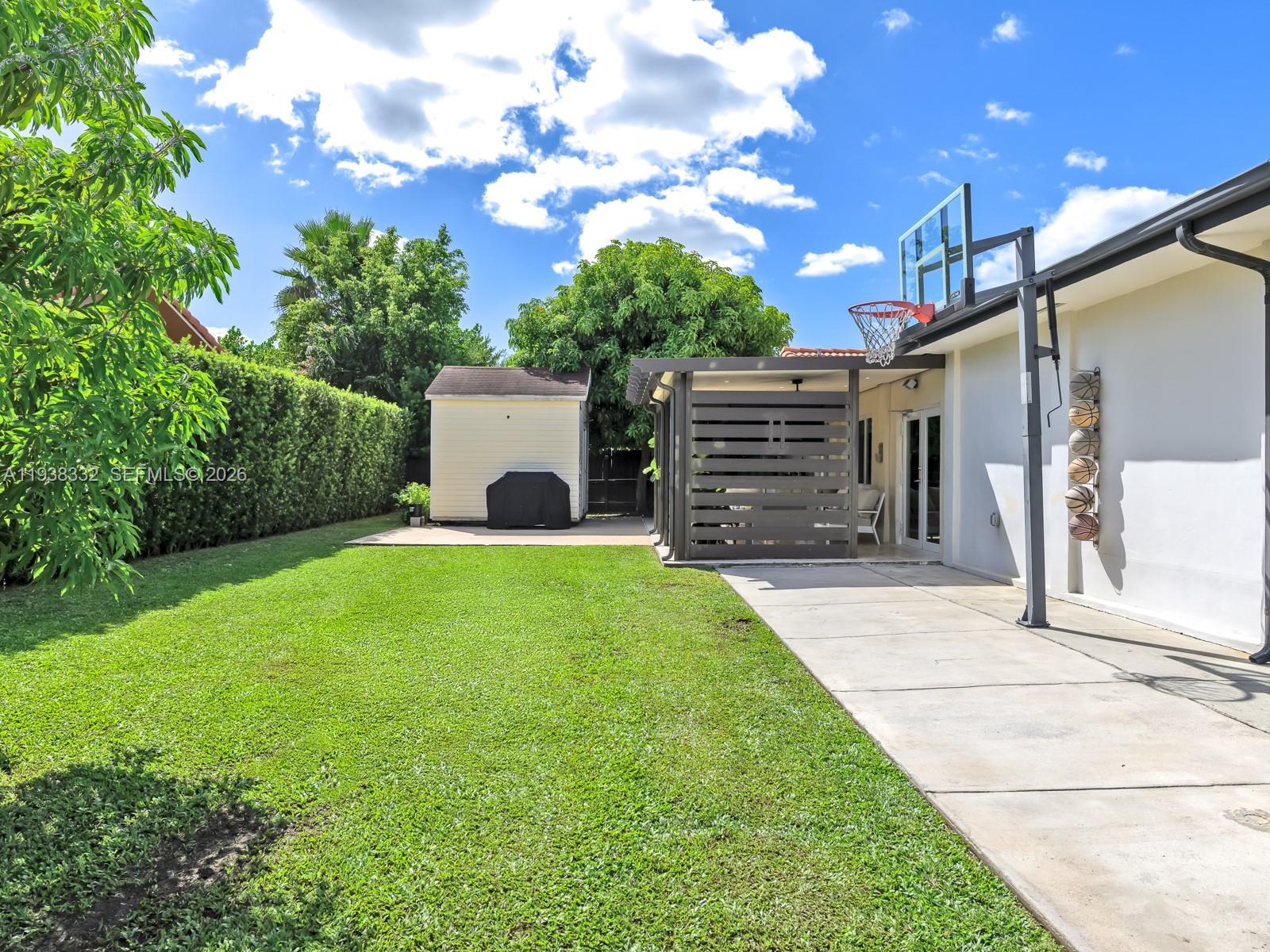 3809 SW 142nd Ave Miami, FL 33175