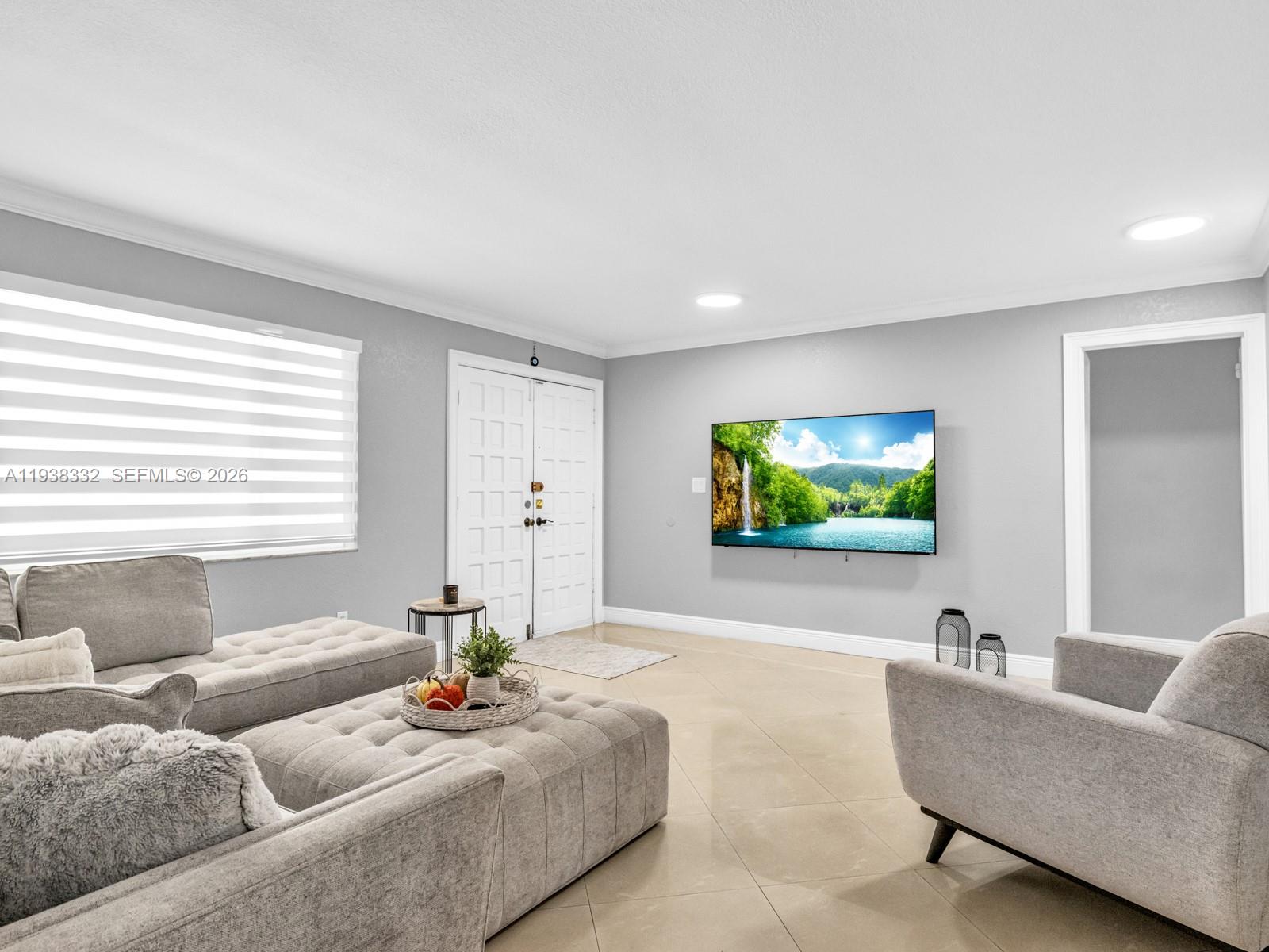 3809 SW 142nd Ave Miami, FL 33175