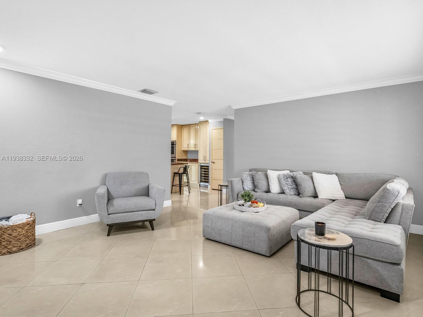 3809 SW 142nd Ave Miami, FL 33175