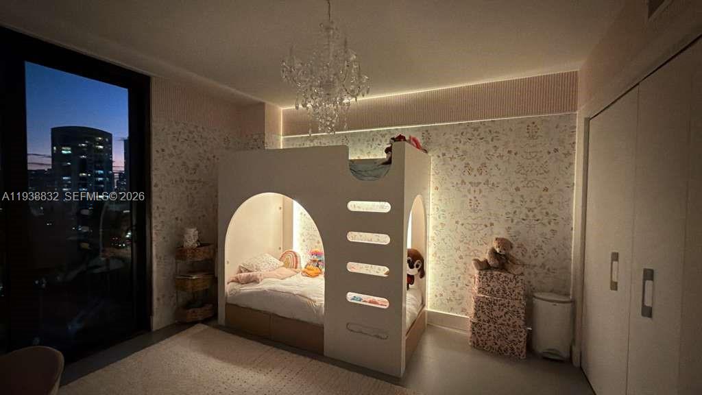 19667 Turnberry Way #10B+DEN+CABANA Aventura, FL 33180