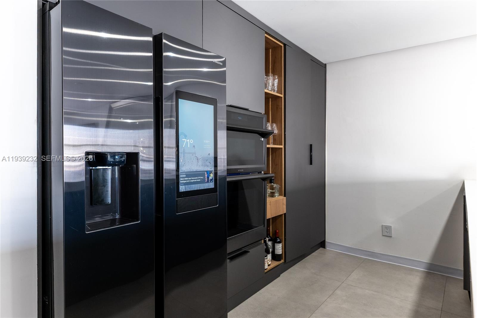 3665 NE 167th St #207 North Miami Beach, FL 33160