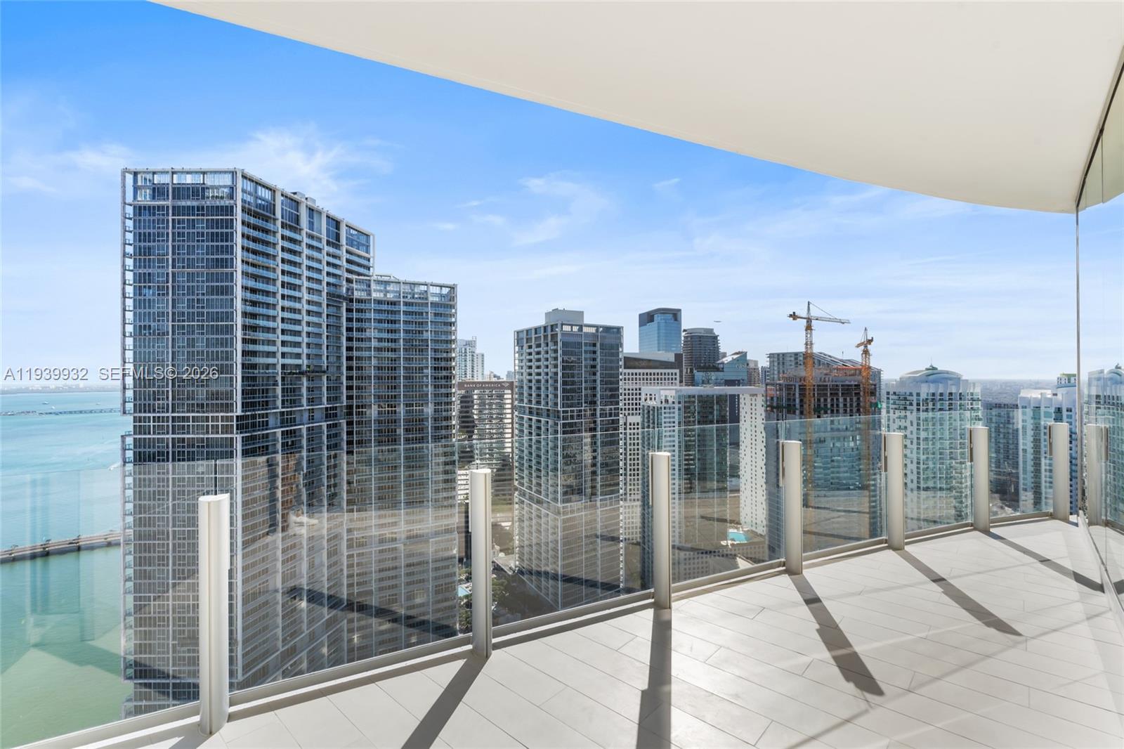 image Aston Martin Residences43