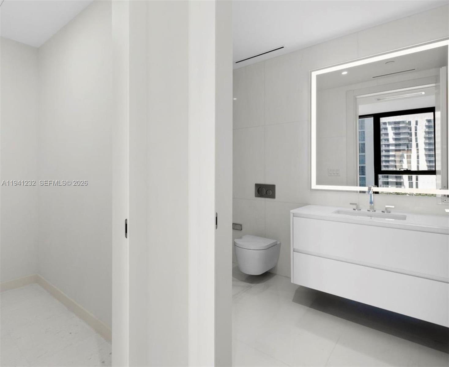 image Aston Martin Residences9