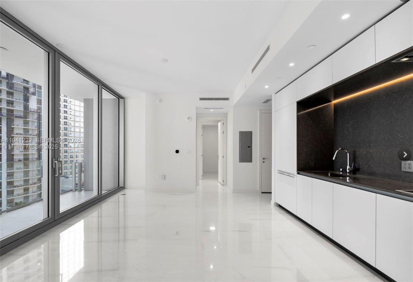 image Aston Martin Residences5