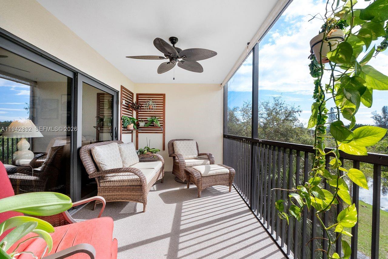 2200 S Cypress Bnd Dr #406