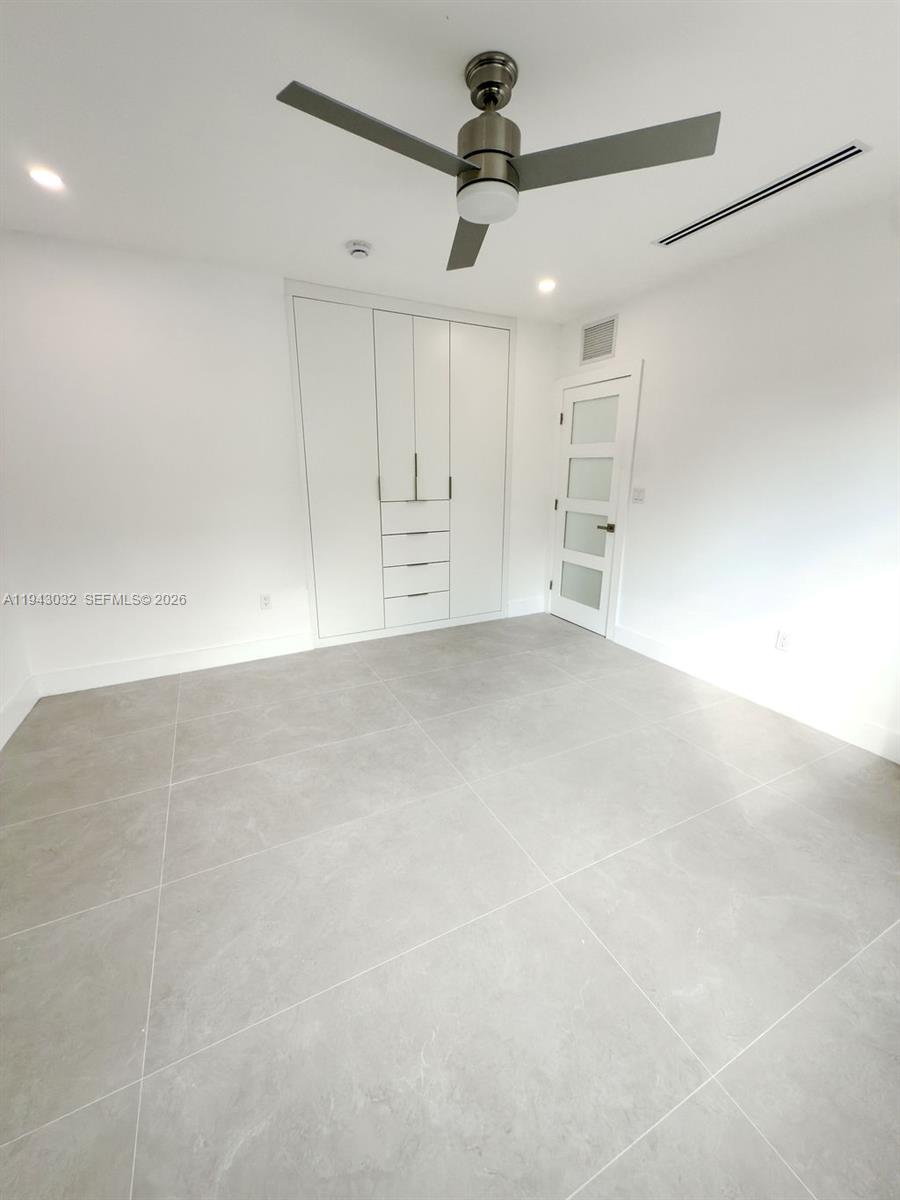 588 Palmetto Dr Miami Springs, FL 33166