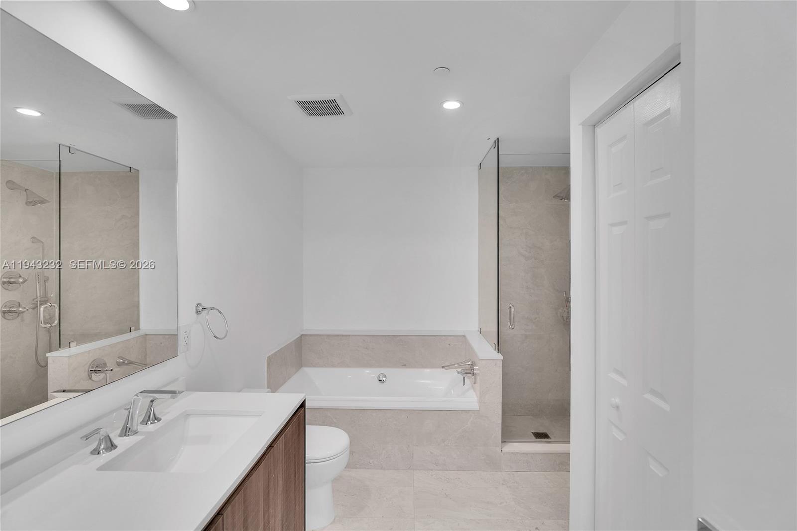 image Aria On The Bay21