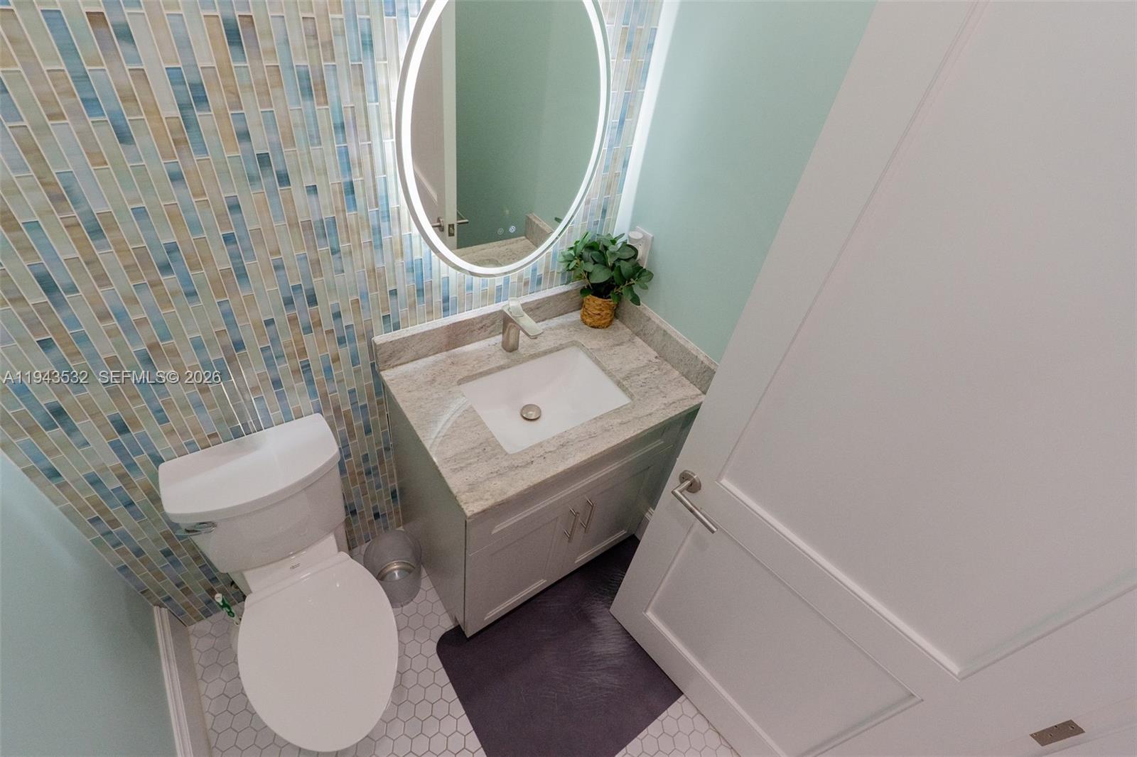 6077 NW 71st Ter Parkland, FL 33067