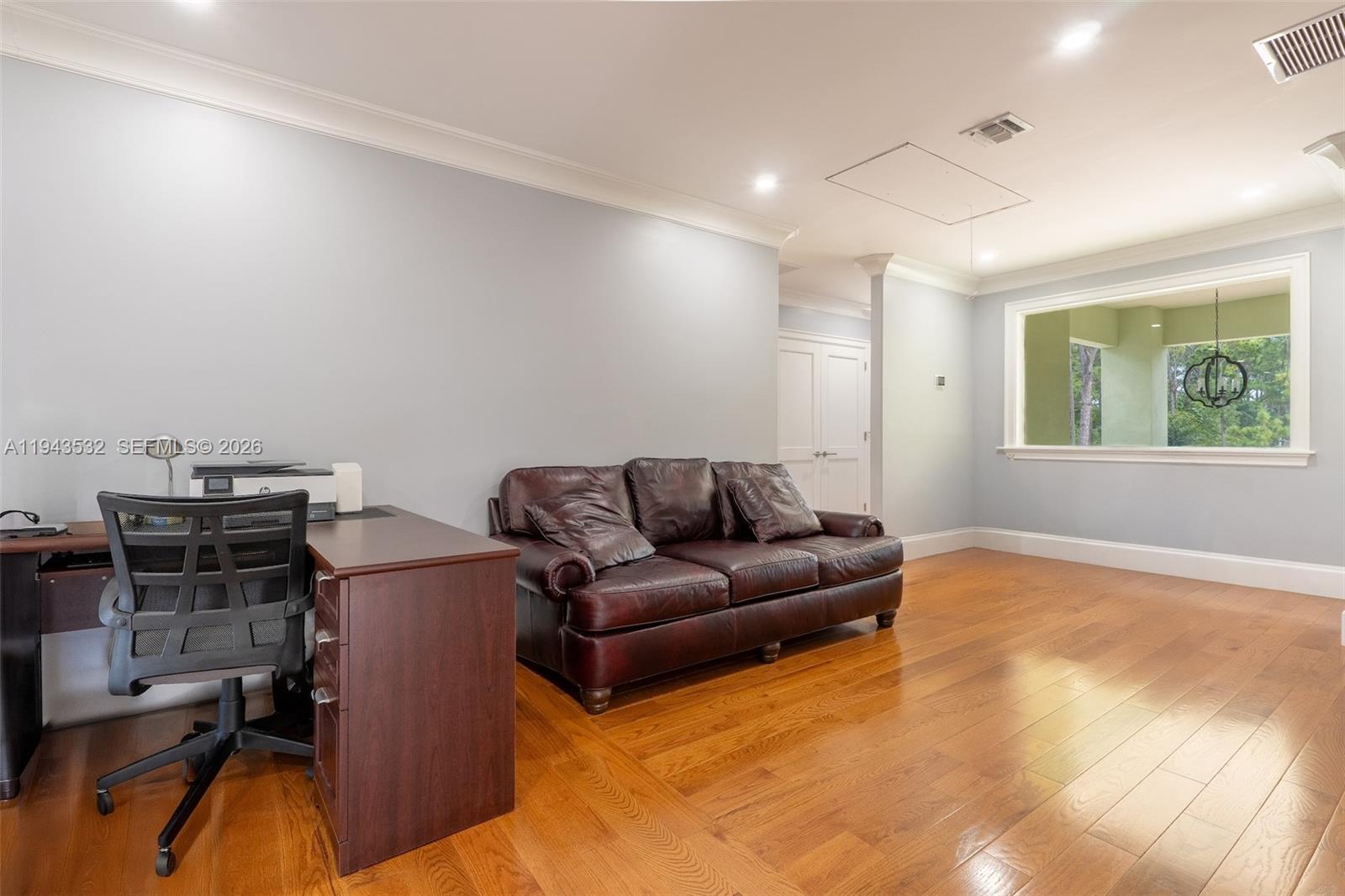 6077 NW 71st Ter Parkland, FL 33067