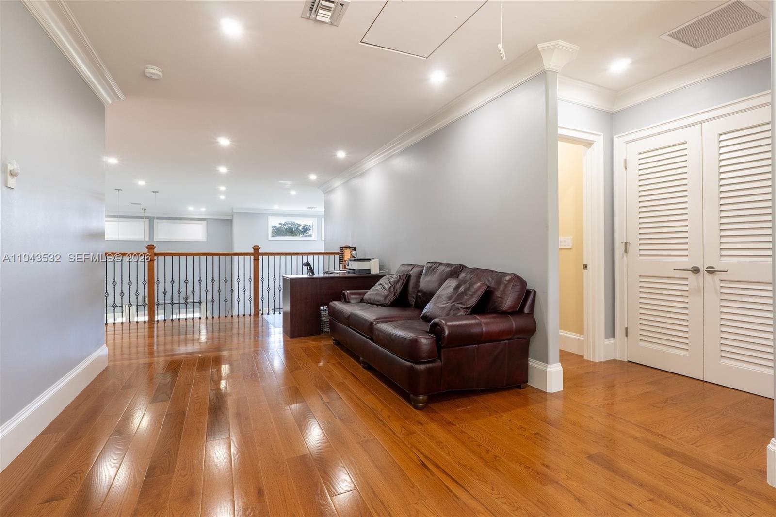 6077 NW 71st Ter Parkland, FL 33067