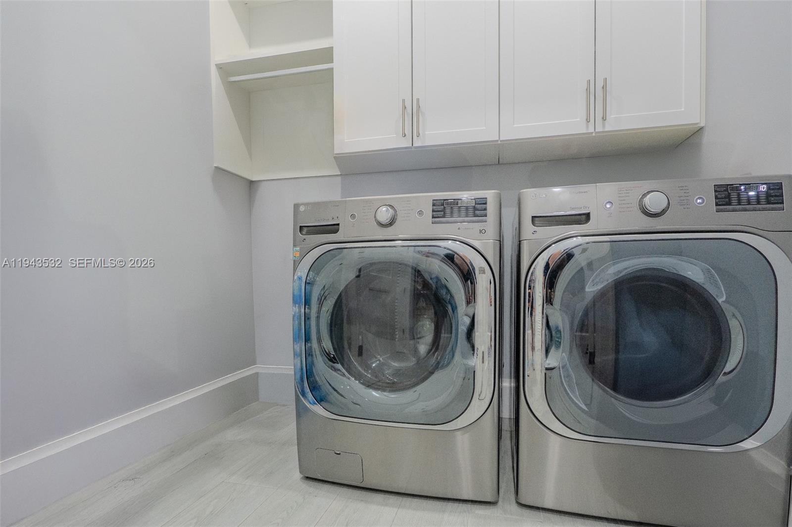 6077 NW 71st Ter Parkland, FL 33067