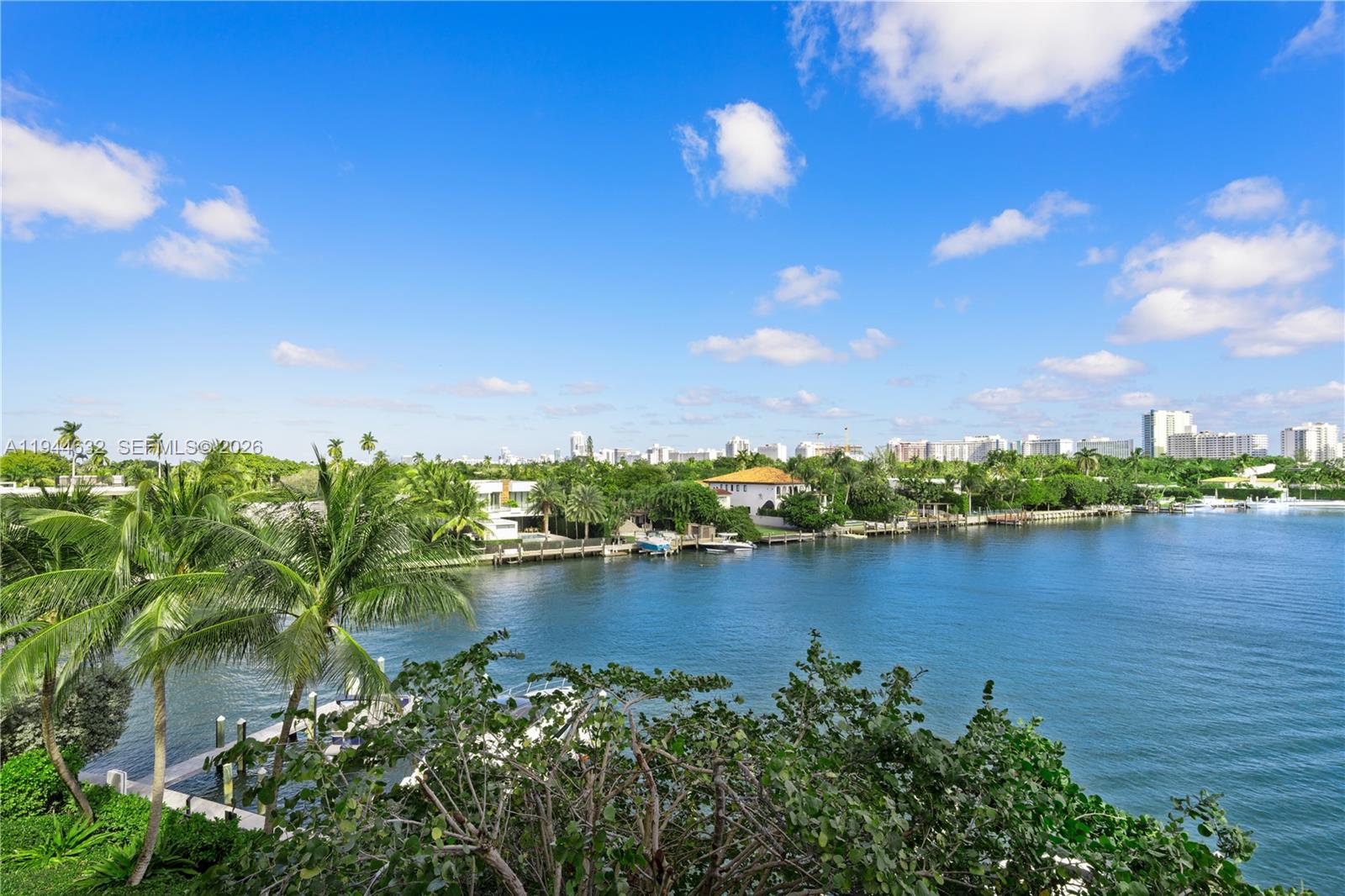 image Ritz-Carlton Residences Miami Beach17