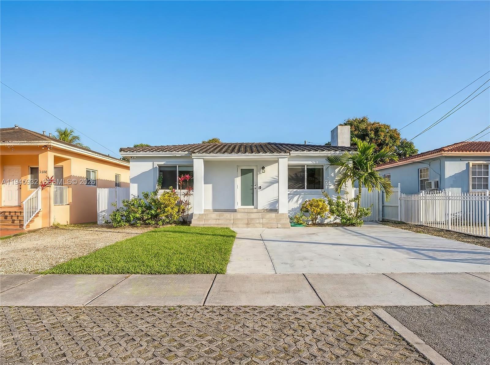 3430 NW 16th St Miami, FL 33125