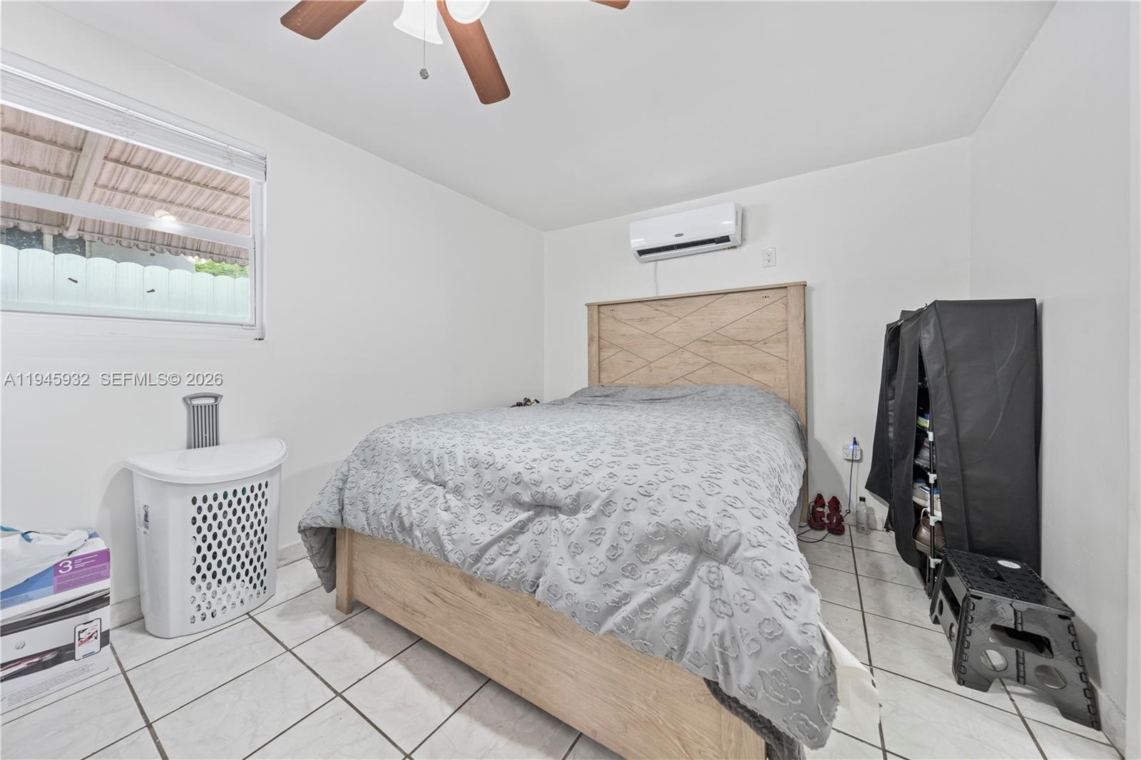 3430 NW 16th St Miami, FL 33125