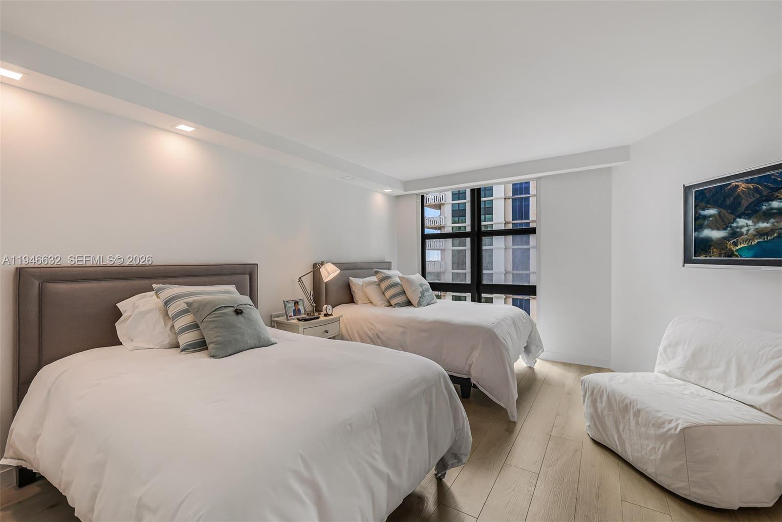 1121 Crandon Blvd #F802 Key Biscayne, FL 33149