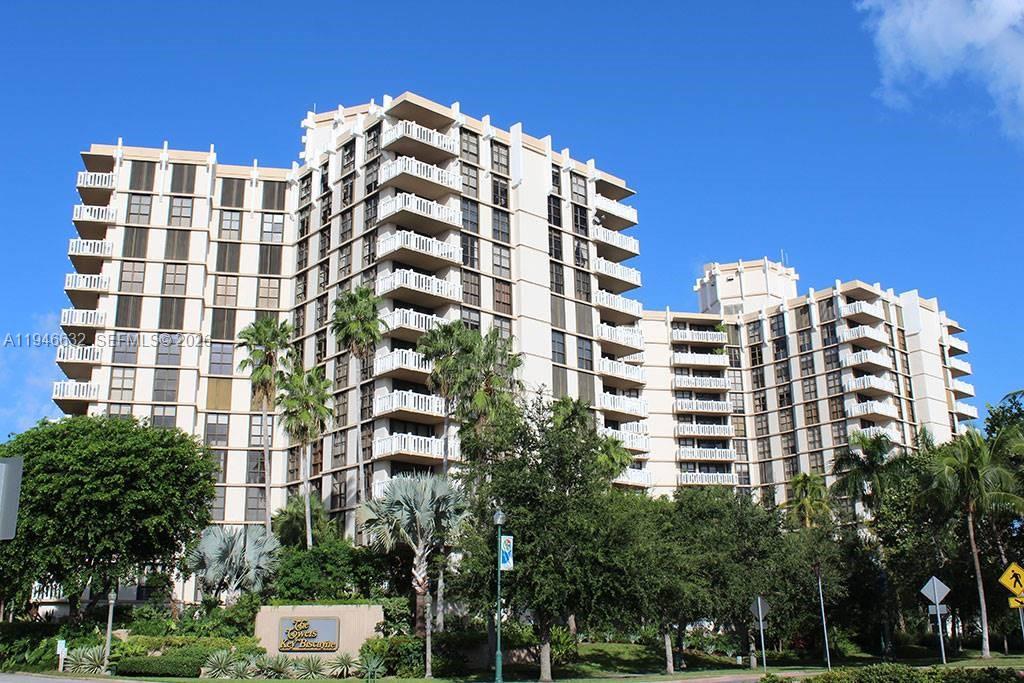 1121 Crandon Blvd #F802 Key Biscayne, FL 33149
