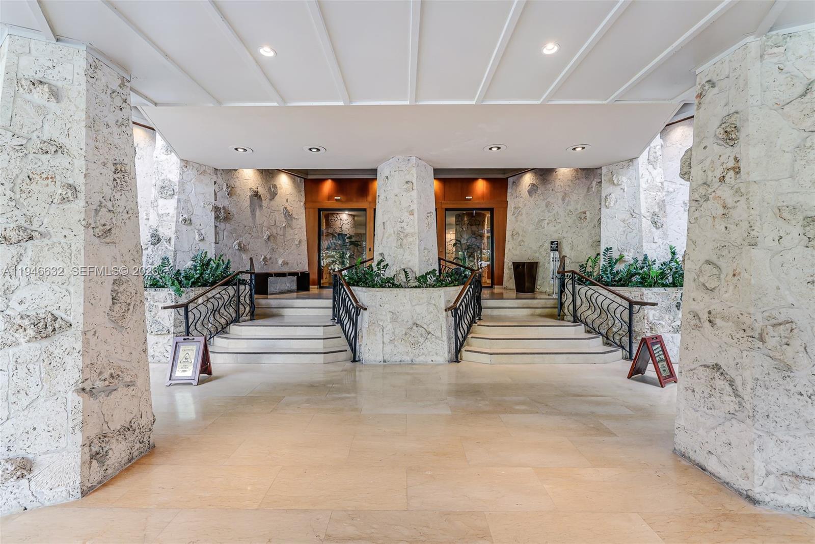 1121 Crandon Blvd #F802 Key Biscayne, FL 33149