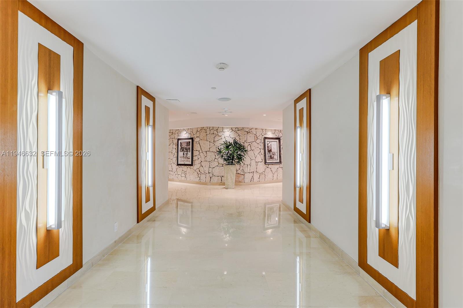 1121 Crandon Blvd #F802 Key Biscayne, FL 33149