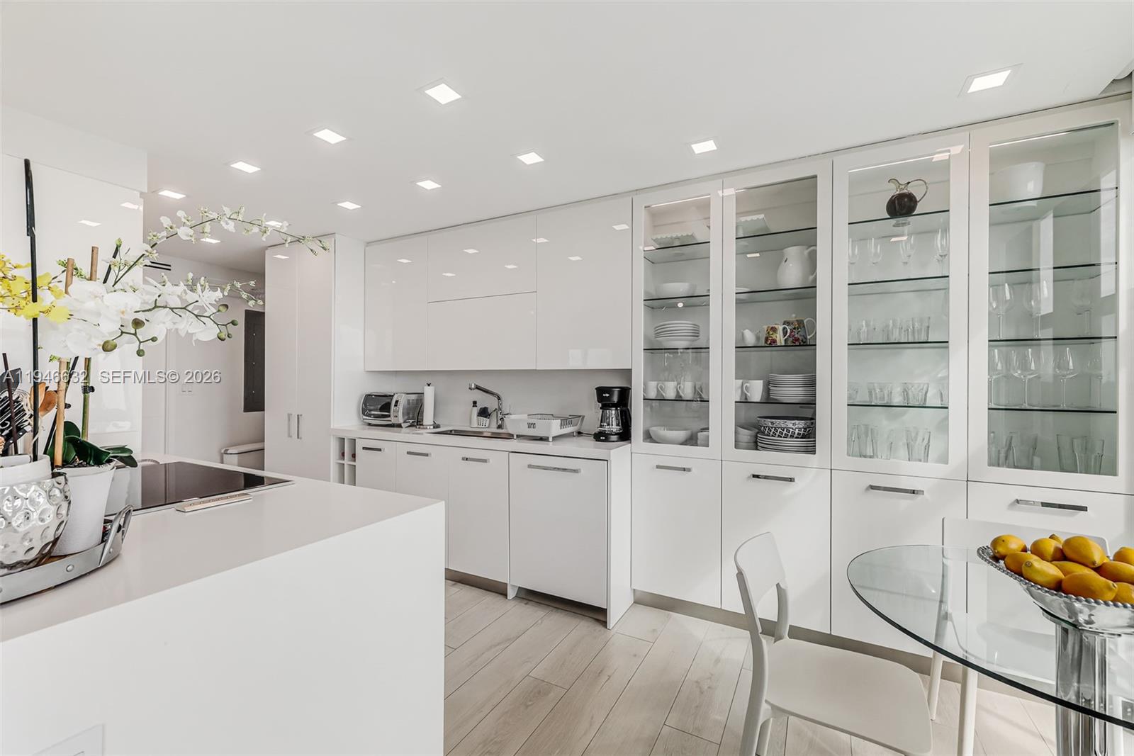 1121 Crandon Blvd #F802 Key Biscayne, FL 33149