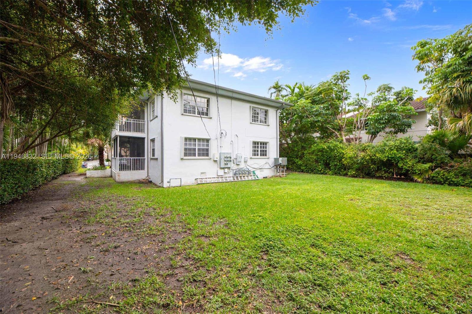 1125 99th St #12 Bay Harbor Islands, FL 33154