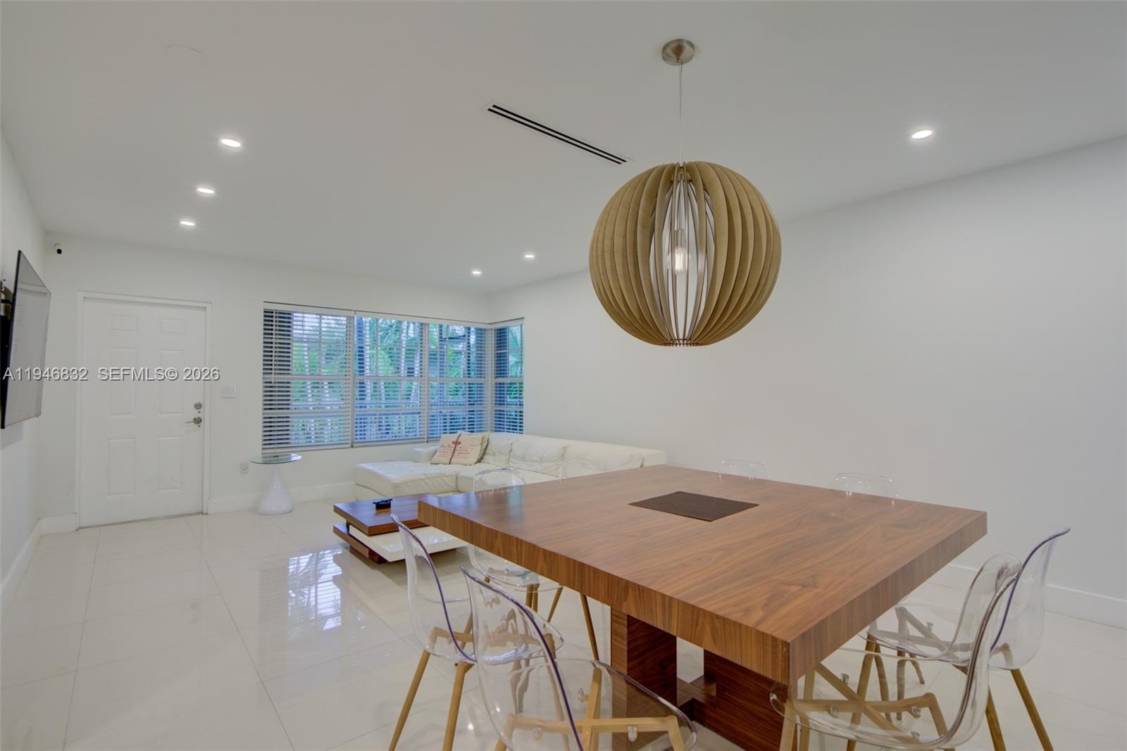 1125 99th St #12 Bay Harbor Islands, FL 33154