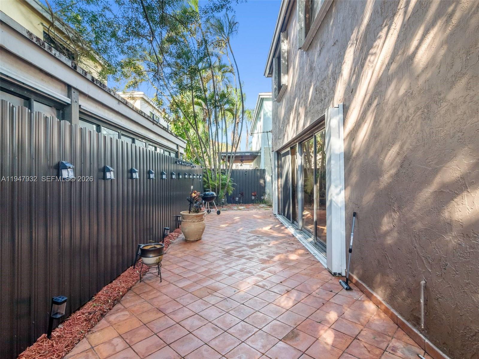 9066 SW 147th Ct Miami, FL 33196