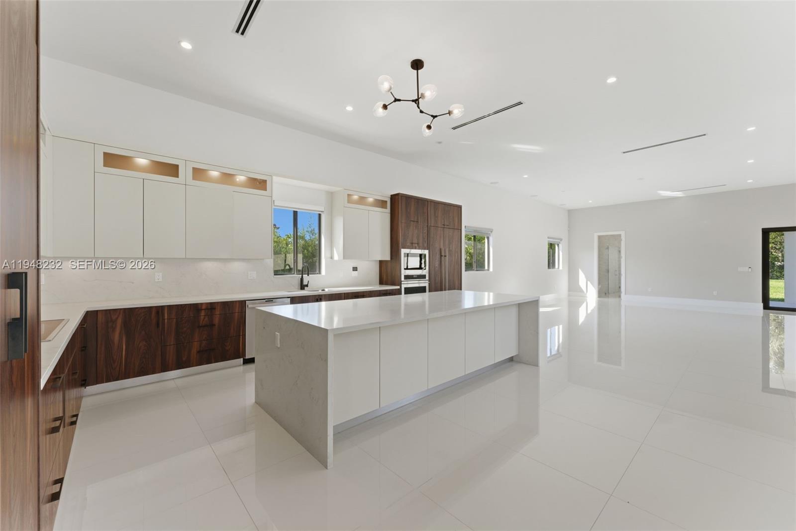 10005 SW 66th St Miami, FL 33173