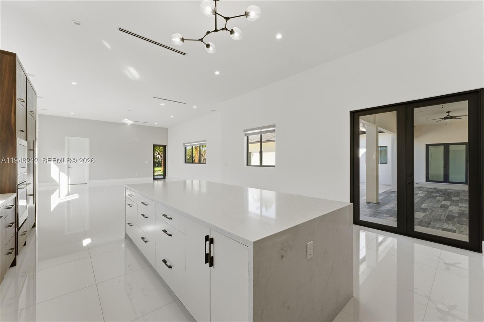 10005 SW 66th St Miami, FL 33173