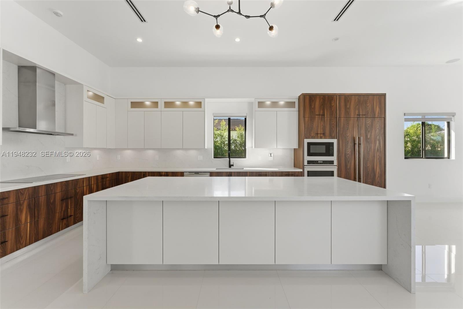 10005 SW 66th St Miami, FL 33173