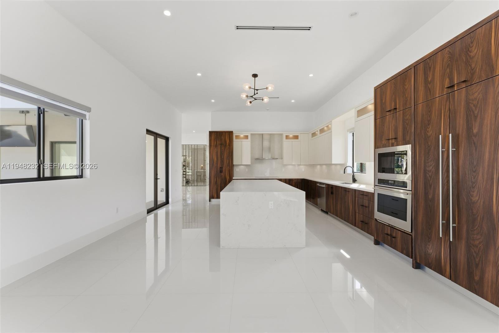 10005 SW 66th St Miami, FL 33173