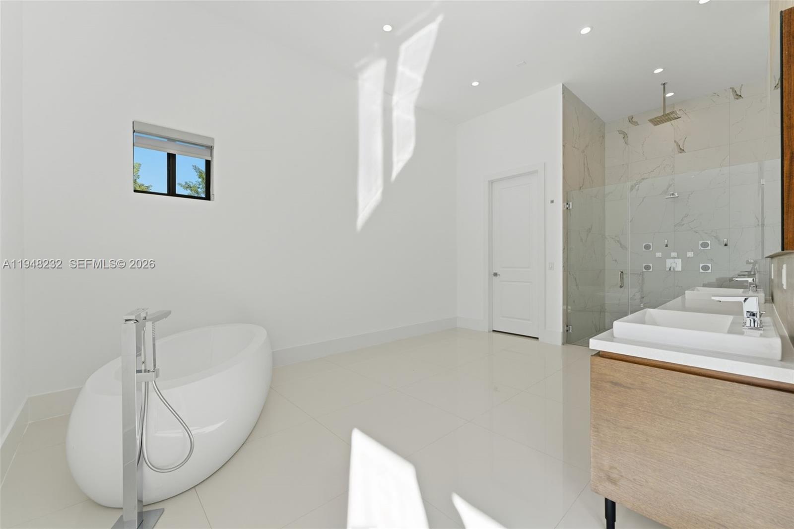 10005 SW 66th St Miami, FL 33173