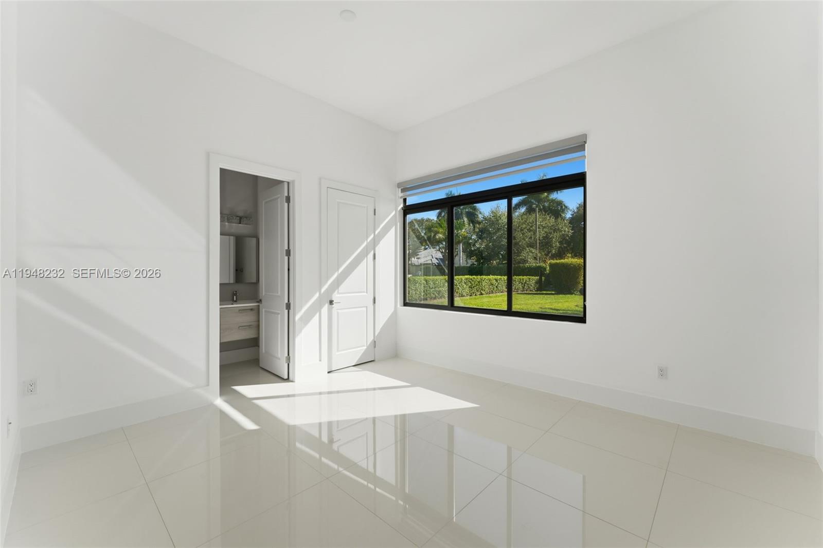 10005 SW 66th St Miami, FL 33173