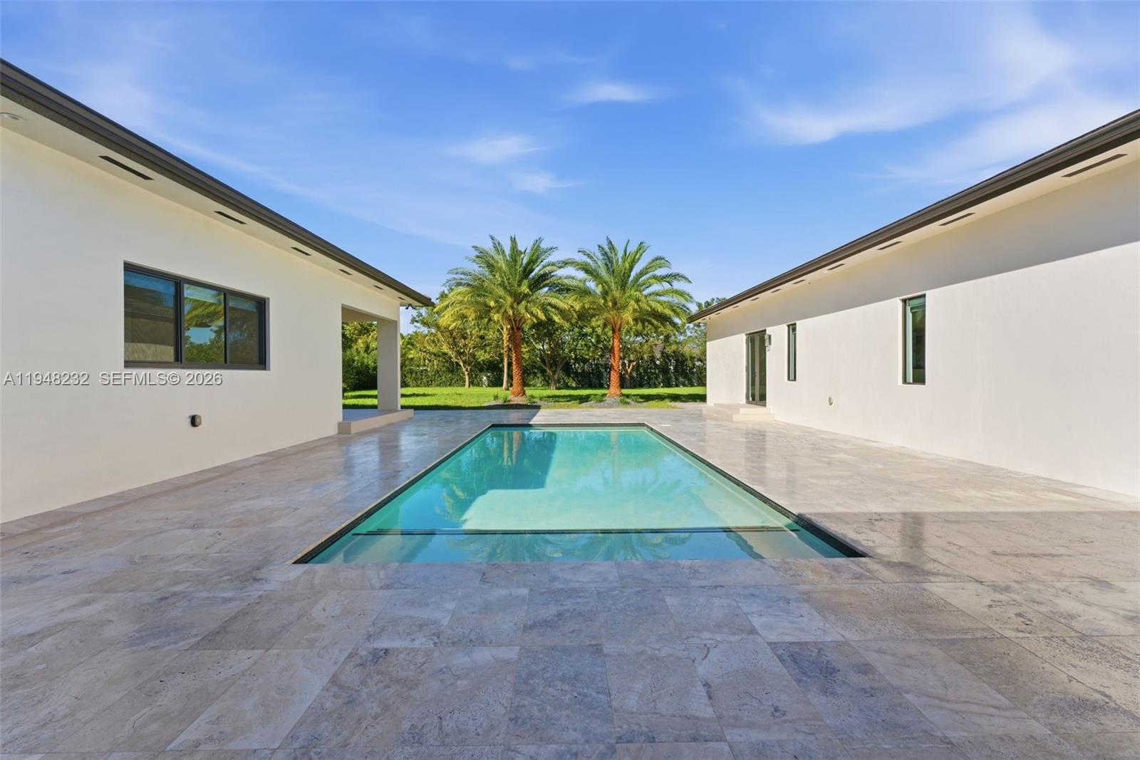 10005 SW 66th St Miami, FL 33173