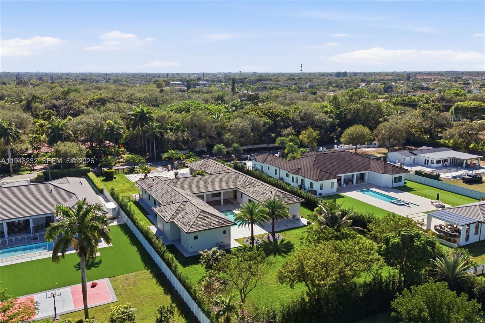 10005 SW 66th St Miami, FL 33173