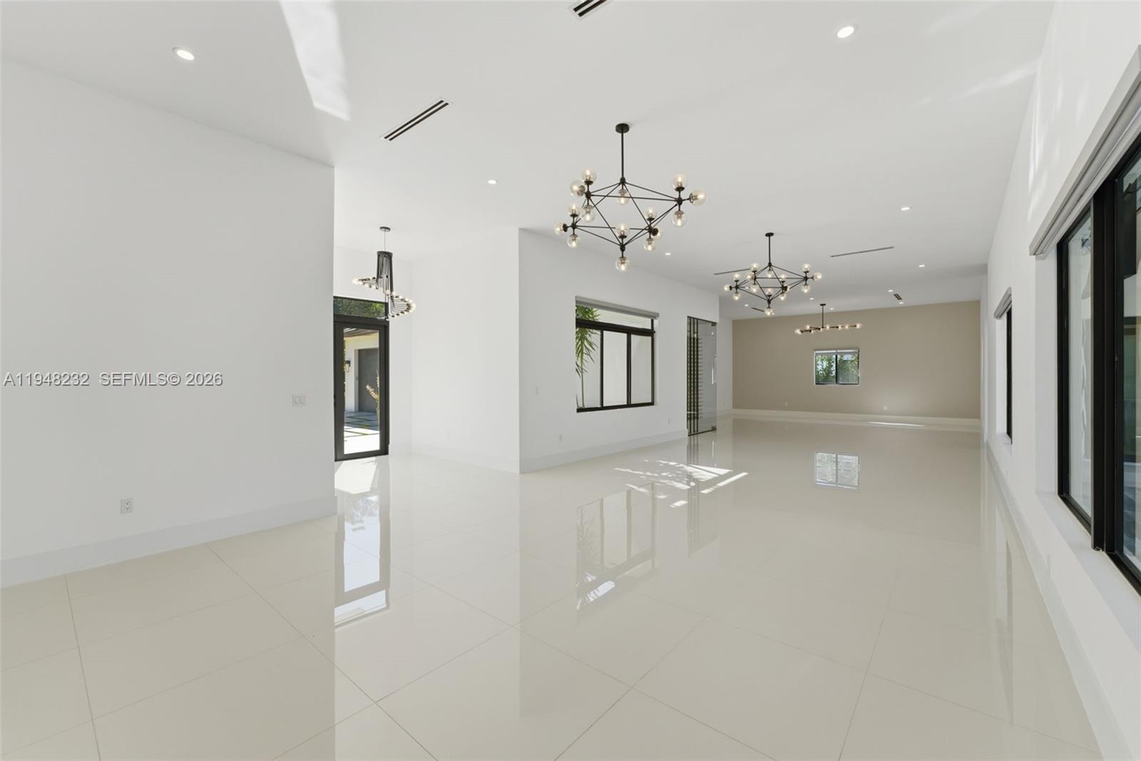 10005 SW 66th St Miami, FL 33173