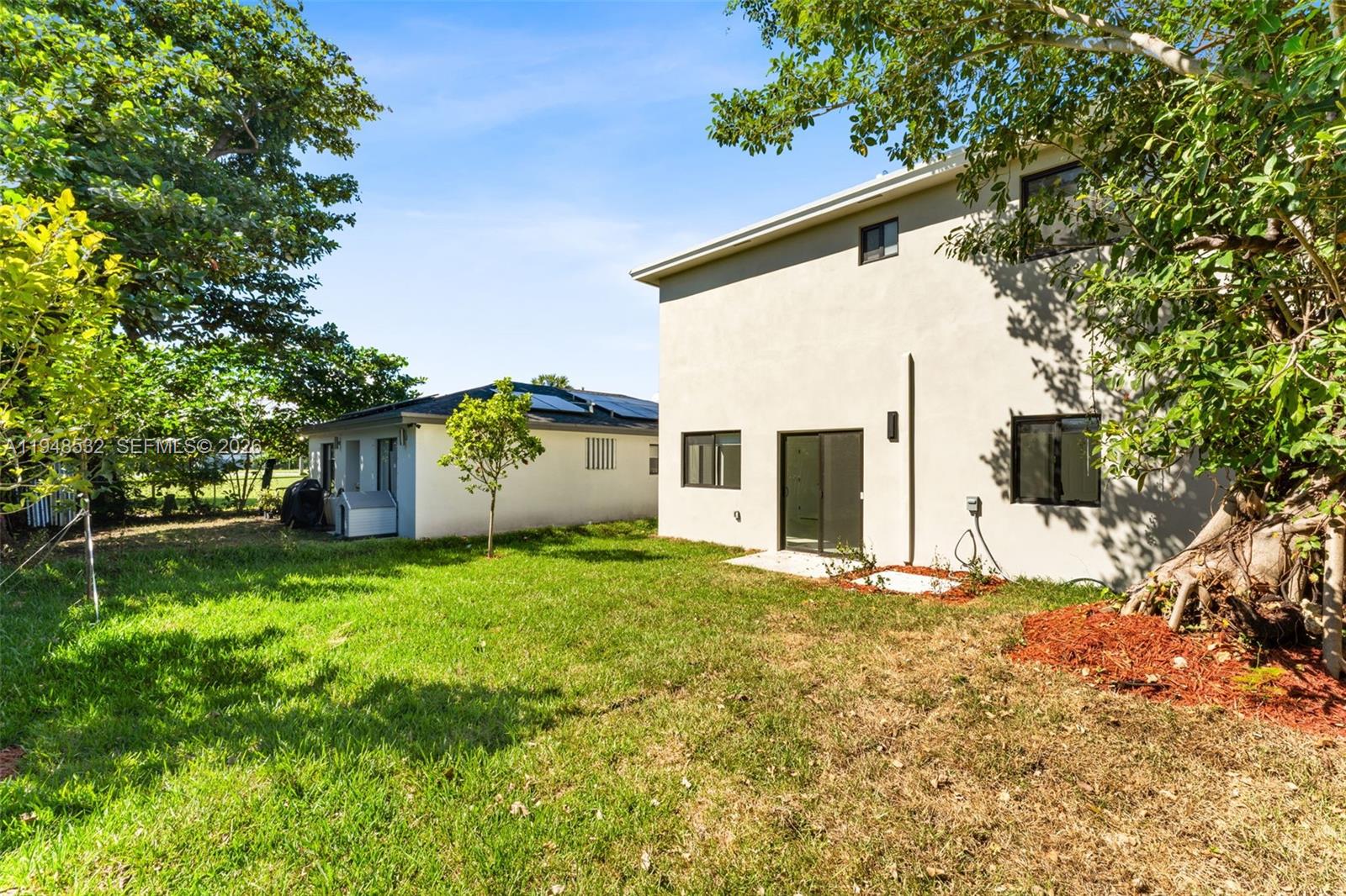 1568 NW 68th St Miami, FL 33147