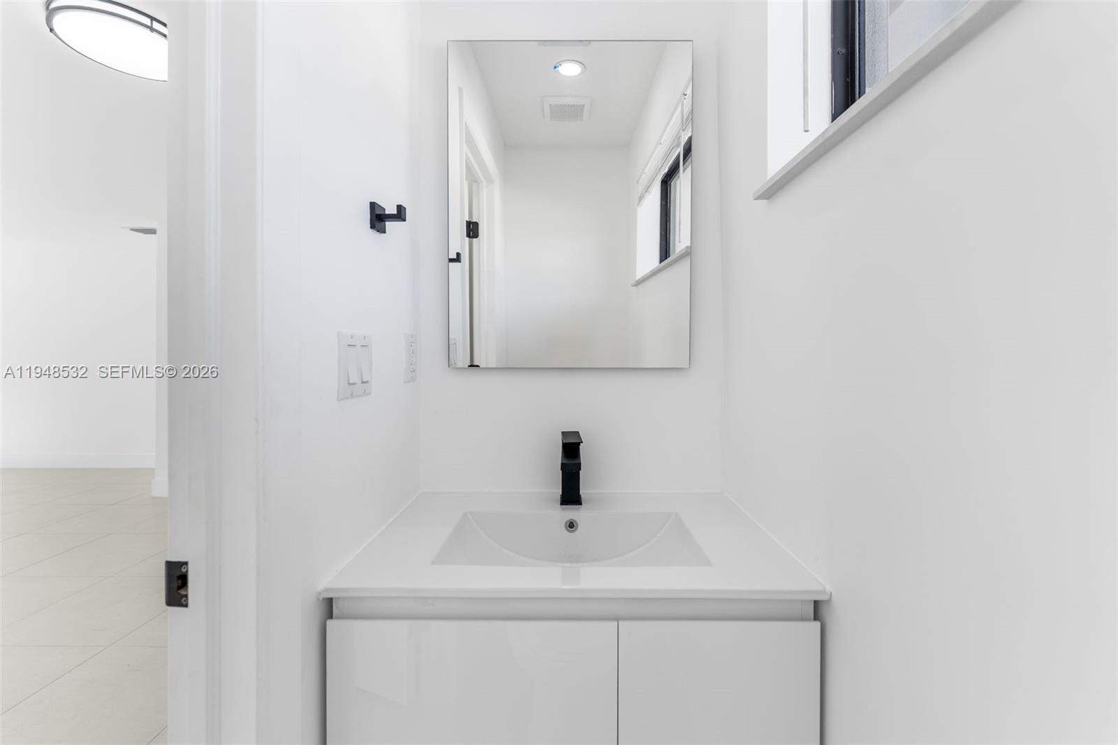 1568 NW 68th St Miami, FL 33147