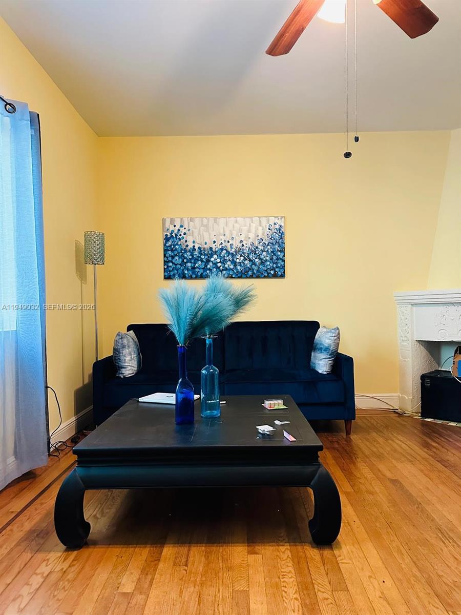 1219 Meridian Ave #2