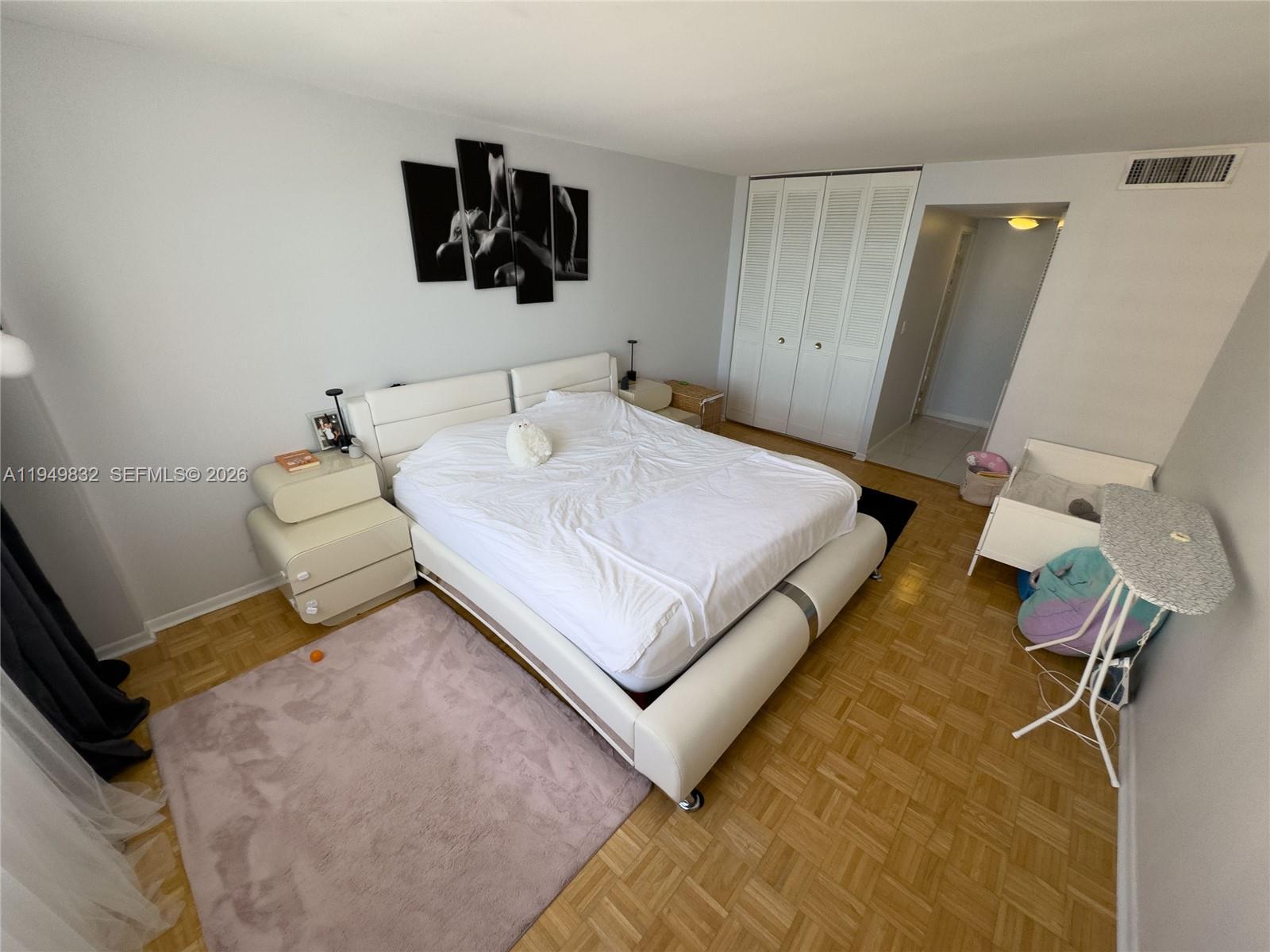 image Winston Towers 10011